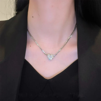 OFERTA 2X1         Collar magnético Love Heart