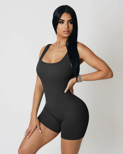 ActivFit Jumpsuit: Estilo y Confort